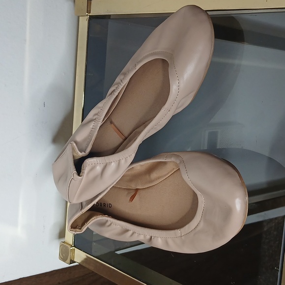 torrid Shoes - Torrid beige ballet flats size 10w